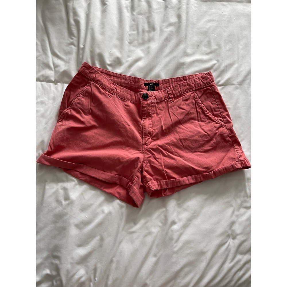 H&M salmon shorts, size 14US